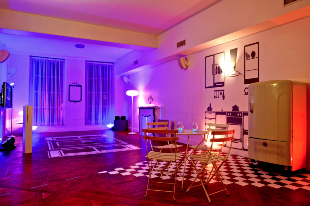 Philips LivingColors Table Lamp โคมไฟ LED เปลี่ยนสีได้ - สีขาว Frosted White