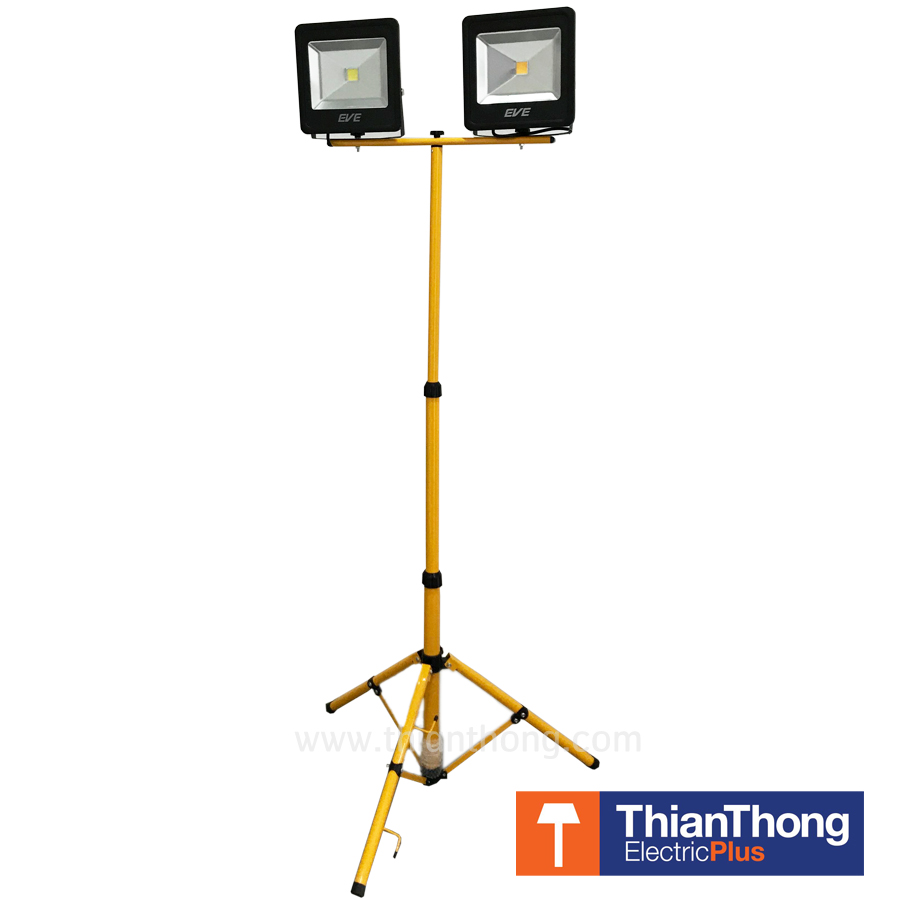 LightPlus ขาตั้งสปอร์ตไลท์ 2 หัว LED Flood Light Tripod Stand 2 Head 