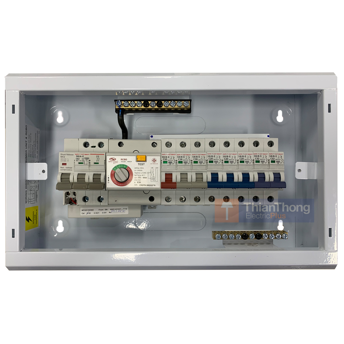 Safe-T-Cut เซฟ-ที-คัท คอนซูเมอร์ยูนิตพร้อมอุปกรณ์ RCBO Consumer Unit รุ่น Premier พรีเมียร์ 8 ช่อง CO8E