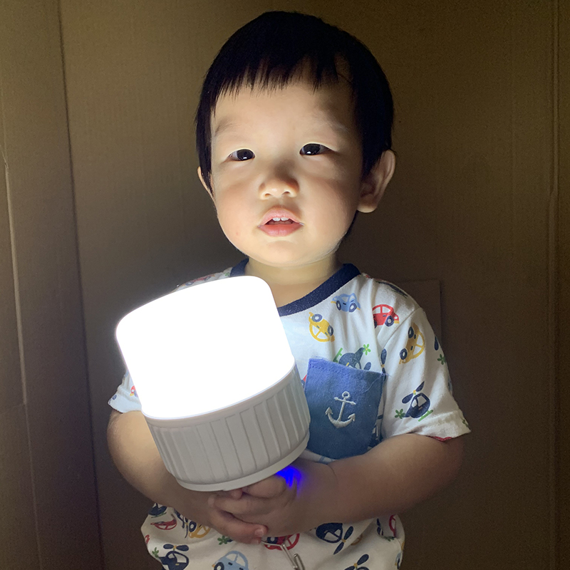 Bewon หลอดไฟแขวนโซล่าเซลล์ หลอดไฟฉุกเฉิน 50W บีวัน Solar Emergency Charging Lamp แสงขาว