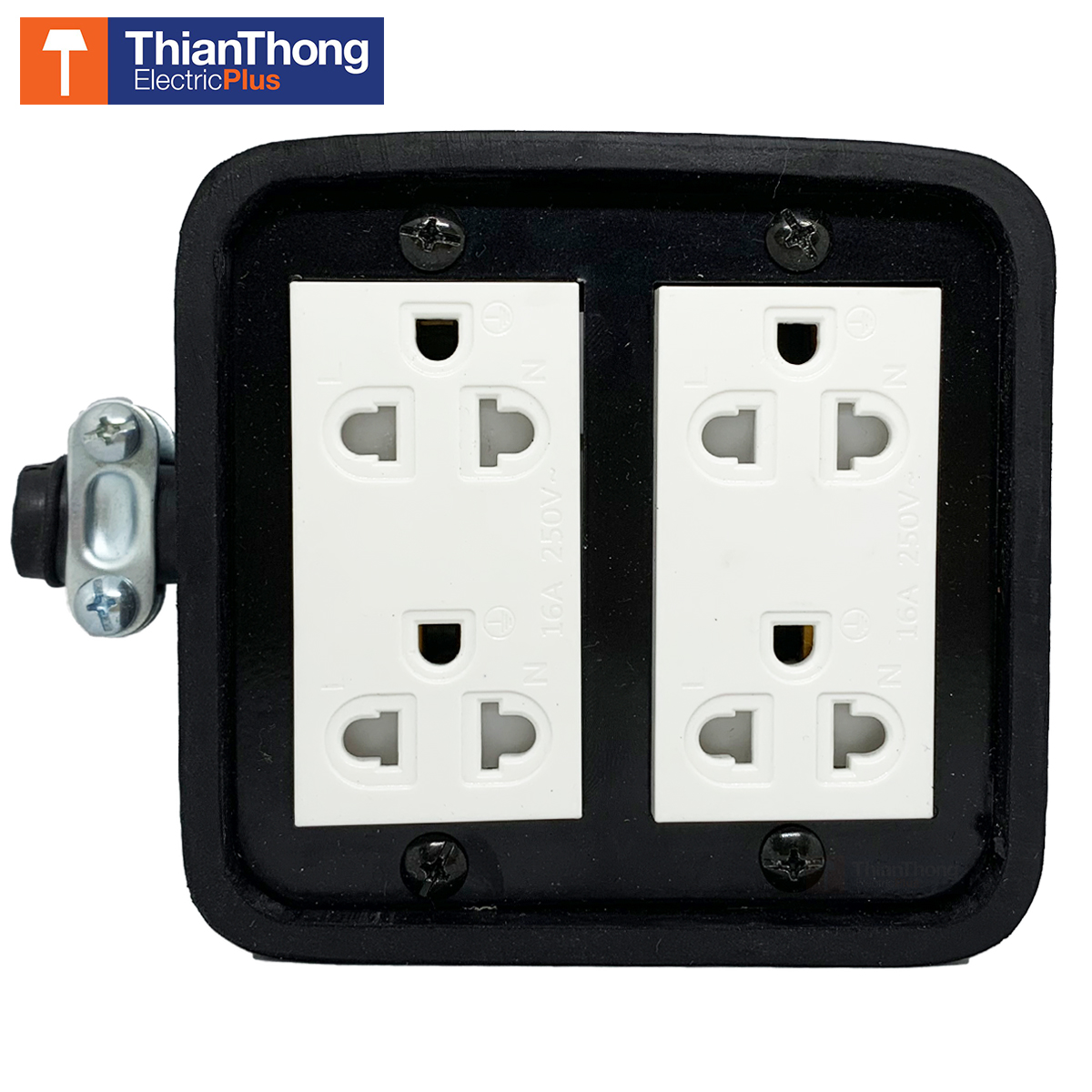 ฺBewon บล๊อกยาง 4x4 พร้อมปลั๊กกราวด์คู่แบบมีม่าน บีวัน Rubber socket 4x4