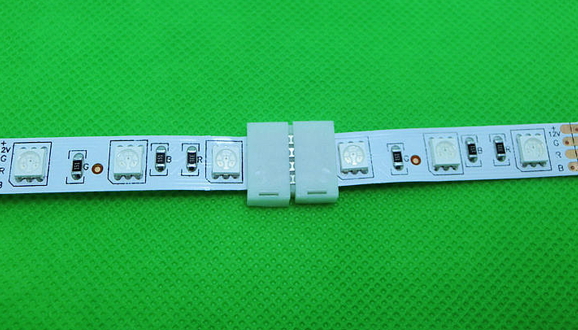 ตัวต่อ RGB LED Strip ชนิด 5050 (4 pin)
